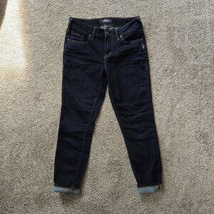 Aiko Skinny Capris 27×27